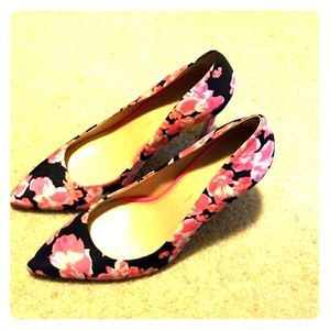 Banana Republic pumps